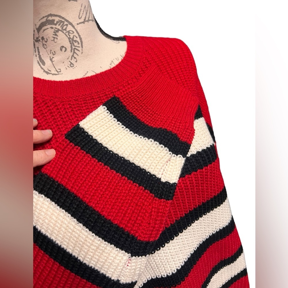 Wynter Womens knit Sweater red white size Large - new without tags - Picture 3 of 7